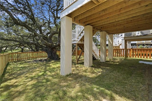 859 Little Bay AVE, Norfolk, VA 23503