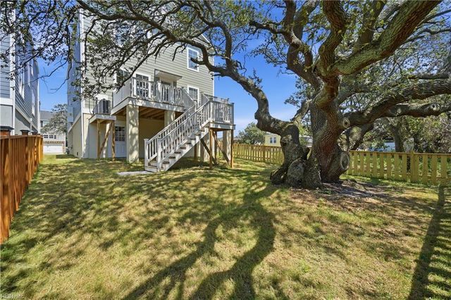 859 Little Bay AVE, Norfolk, VA 23503