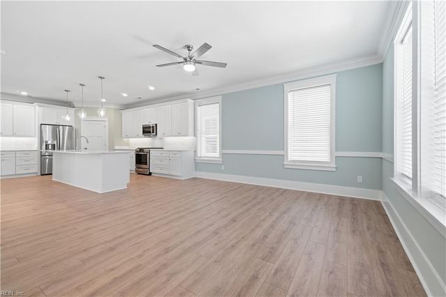 859 Little Bay AVE, Norfolk, VA 23503