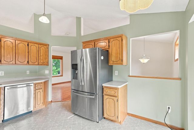 2567 91st Avenue NE, Blaine, MN 55449