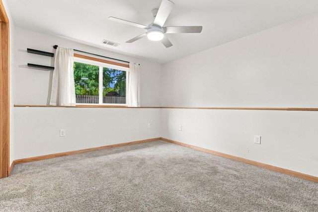 2567 91st Avenue NE, Blaine, MN 55449
