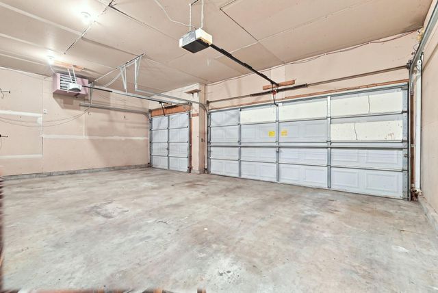 2567 91st Avenue NE, Blaine, MN 55449