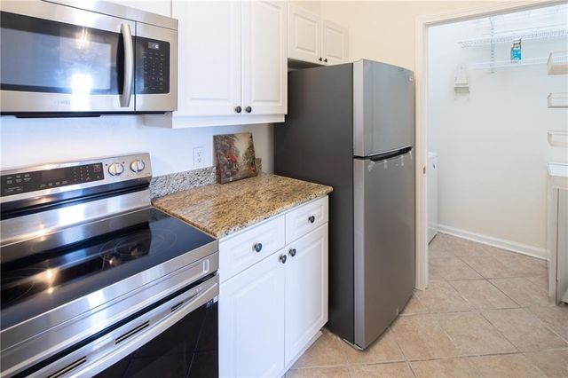 3334 Peachtree NE Road 1711, Atlanta, GA 30326