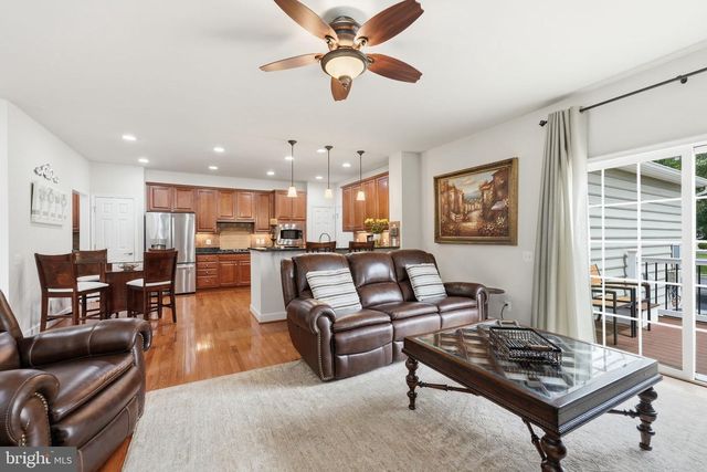 20789 RED CEDAR DR, Leesburg, VA 20175