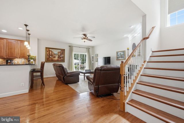 20789 RED CEDAR DR, Leesburg, VA 20175