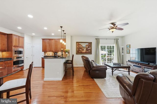 20789 RED CEDAR DR, Leesburg, VA 20175