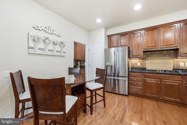20789 RED CEDAR DR, Leesburg, VA 20175