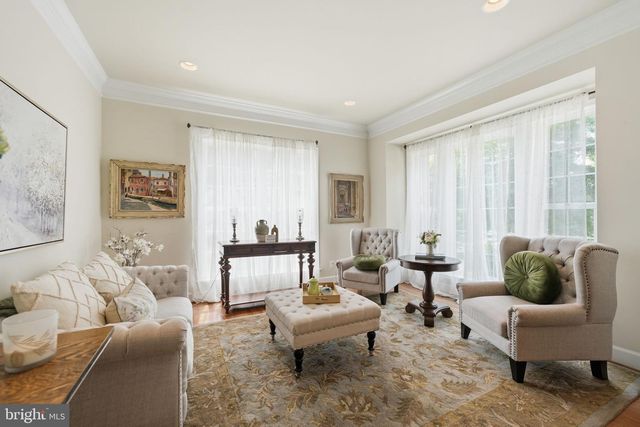 20789 RED CEDAR DR, Leesburg, VA 20175