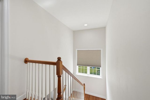 20789 RED CEDAR DR, Leesburg, VA 20175