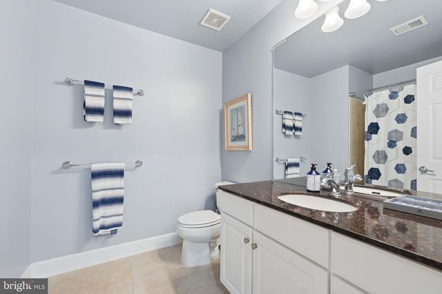 20789 RED CEDAR DR, Leesburg, VA 20175