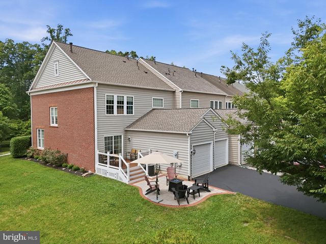 20789 RED CEDAR DR, Leesburg, VA 20175