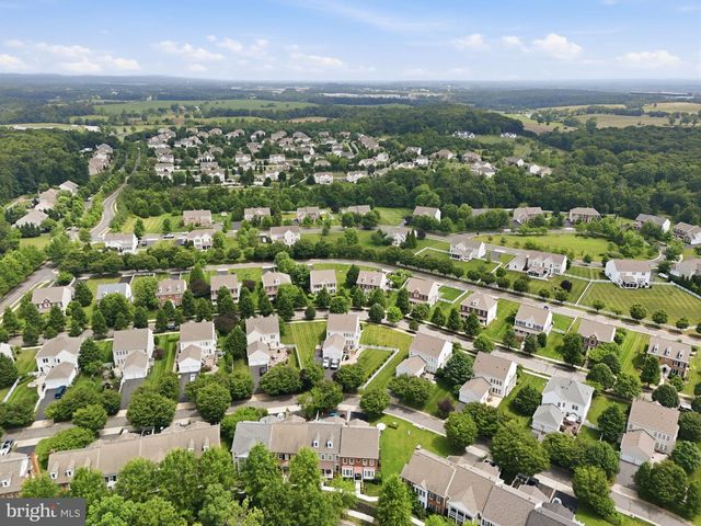 20789 RED CEDAR DR, Leesburg, VA 20175