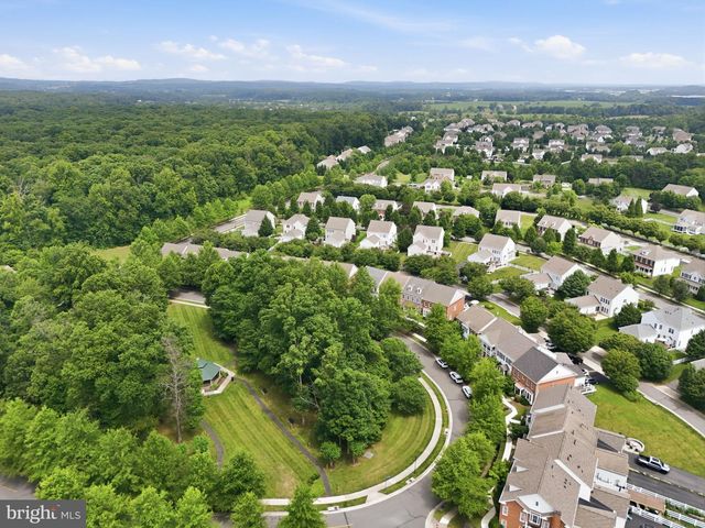 20789 RED CEDAR DR, Leesburg, VA 20175