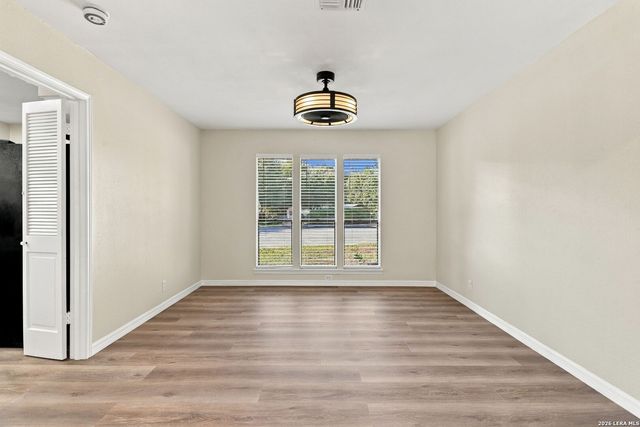 3764 HUNTERS CIR, San Antonio, TX 78230