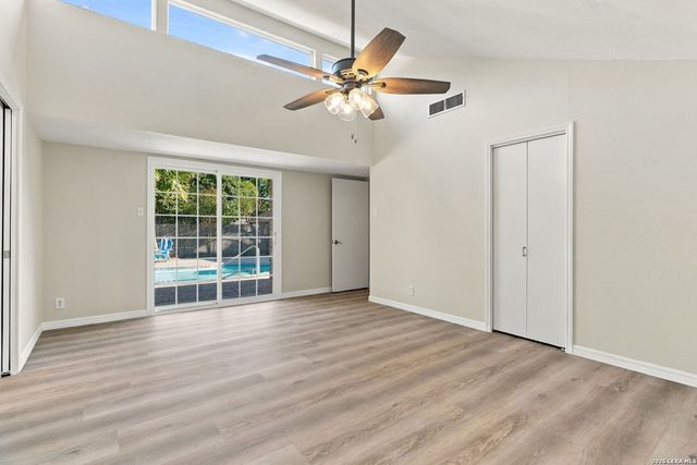 3764 HUNTERS CIR, San Antonio, TX 78230