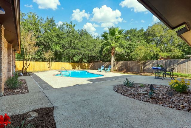 3764 HUNTERS CIR, San Antonio, TX 78230