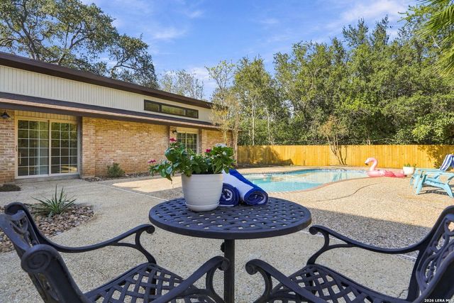 3764 HUNTERS CIR, San Antonio, TX 78230