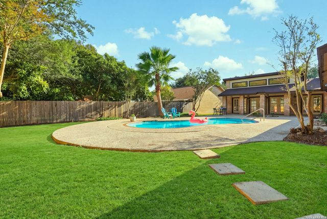 3764 HUNTERS CIR, San Antonio, TX 78230