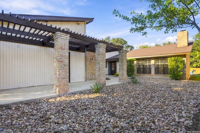 3764 HUNTERS CIR, San Antonio, TX 78230