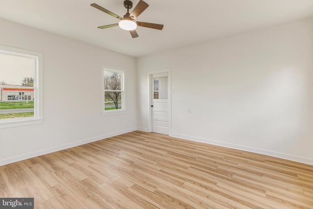 110 WASHINGTON AVE, Williamstown, NJ 08094