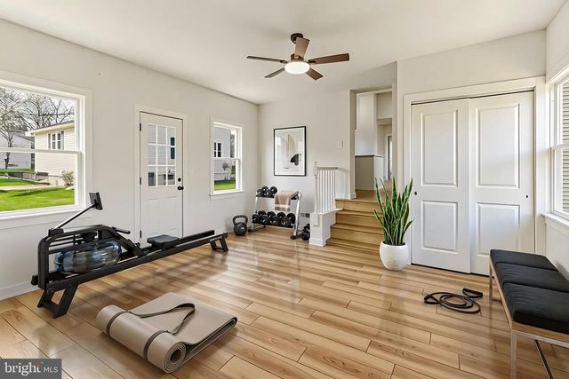 110 WASHINGTON AVE, Williamstown, NJ 08094