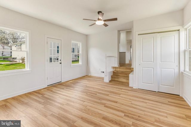 110 WASHINGTON AVE, Williamstown, NJ 08094