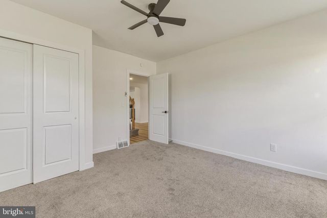 110 WASHINGTON AVE, Williamstown, NJ 08094