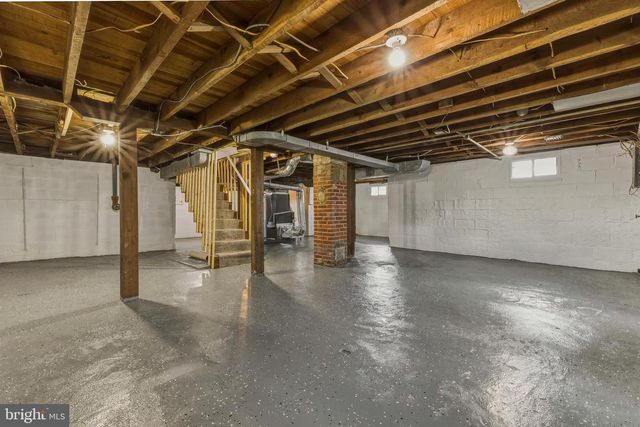 110 WASHINGTON AVE, Williamstown, NJ 08094