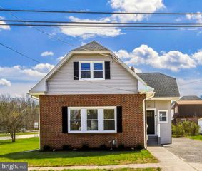 110 WASHINGTON AVE, Williamstown, NJ 08094