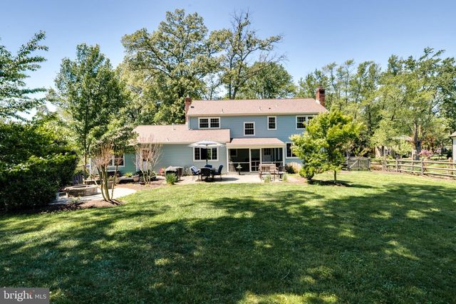 39 SCHOOLHOUSE DR, Medford, NJ 08055