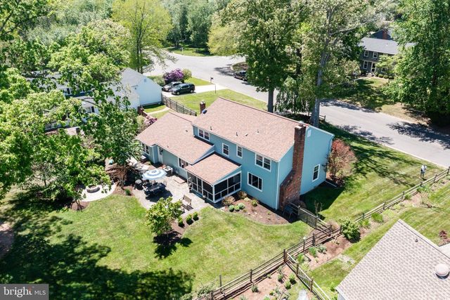 39 SCHOOLHOUSE DR, Medford, NJ 08055