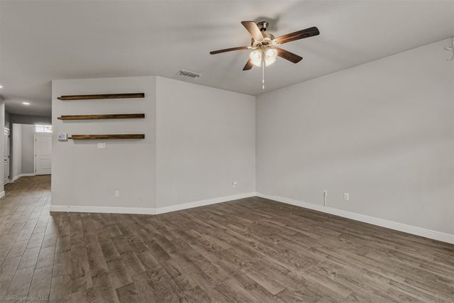 613 Heartland Drive, Glenn Heights, TX 75154