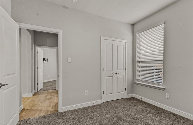 613 Heartland Drive, Glenn Heights, TX 75154