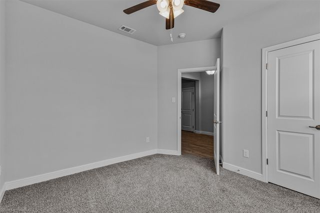 613 Heartland Drive, Glenn Heights, TX 75154