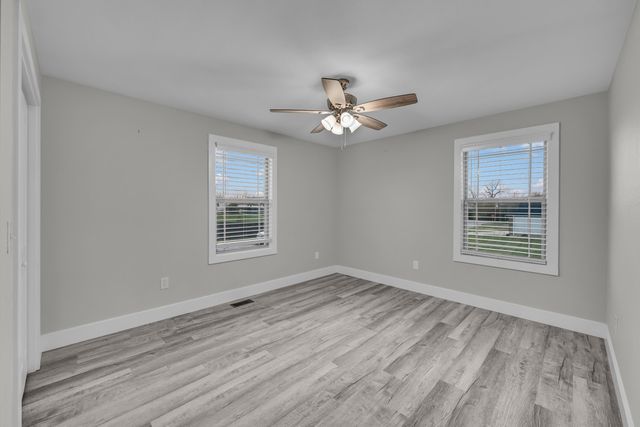 2322 Dawt Mill Drive, West Plains, MO 65775