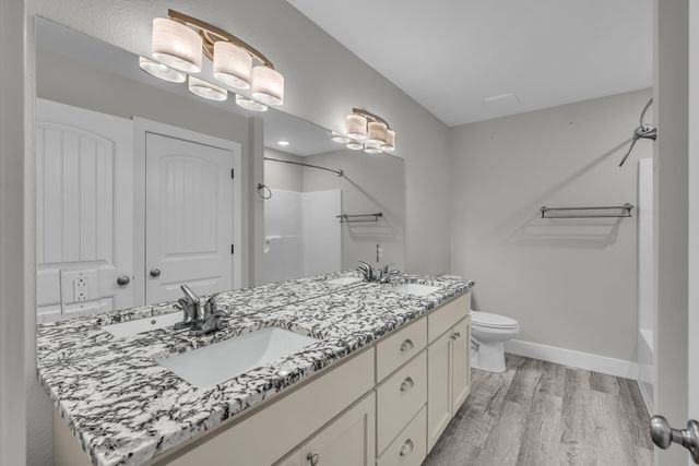 2322 Dawt Mill Drive, West Plains, MO 65775