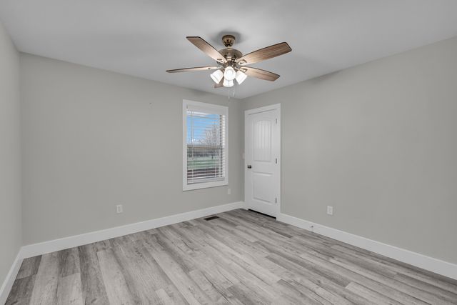 2322 Dawt Mill Drive, West Plains, MO 65775