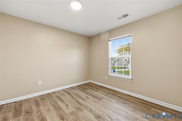 5860 Heathers Crossing Dr, Chesterfield, VA 23832