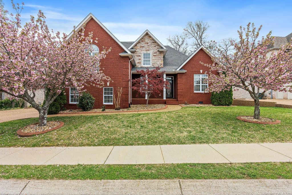 2006 Raven Crossing, Mount Juliet, TN 37122