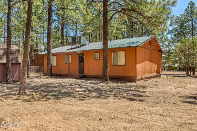 2029 Moccasin Circle, Overgaard, AZ 85933