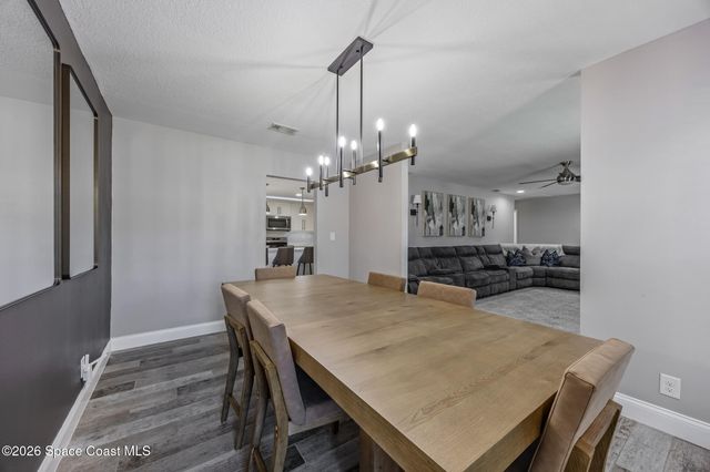 2554 Kumquat Street NE, Palm Bay, FL 32905