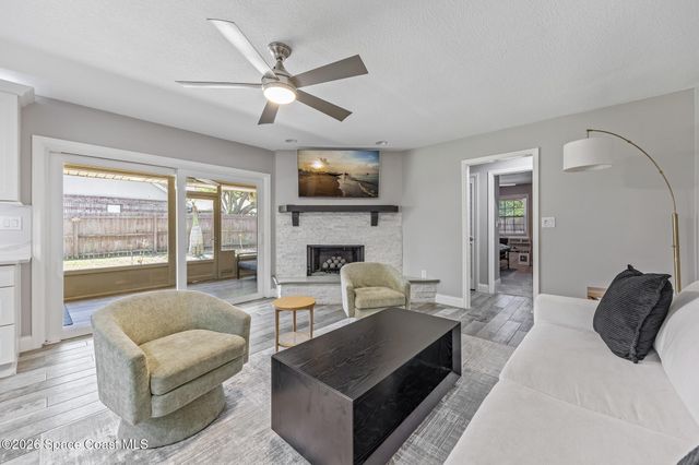 2554 Kumquat Street NE, Palm Bay, FL 32905