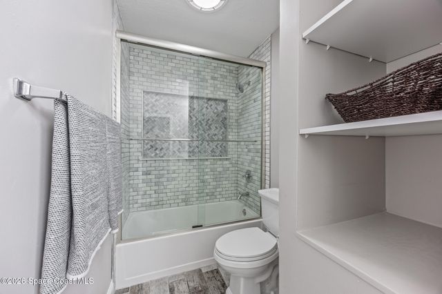 2554 Kumquat Street NE, Palm Bay, FL 32905