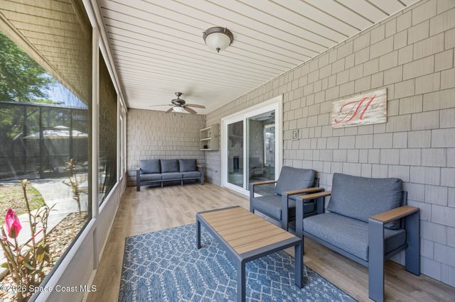 2554 Kumquat Street NE, Palm Bay, FL 32905