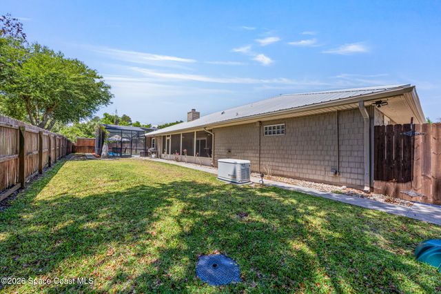 2554 Kumquat Street NE, Palm Bay, FL 32905