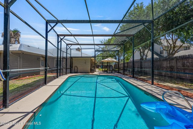 2554 Kumquat Street NE, Palm Bay, FL 32905