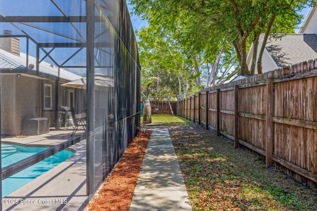 2554 Kumquat Street NE, Palm Bay, FL 32905