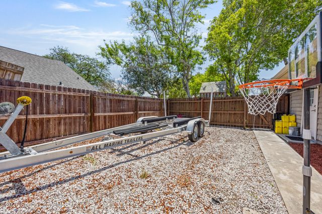 2554 Kumquat Street NE, Palm Bay, FL 32905