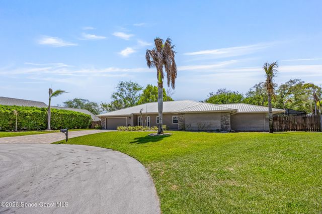 2554 Kumquat Street NE, Palm Bay, FL 32905