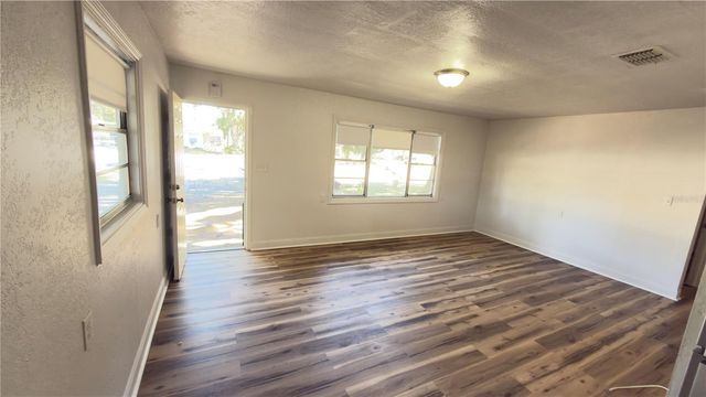 5625 5TH STREET, Zephyrhills, FL 33542